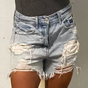 AE 90s Boyfriend short